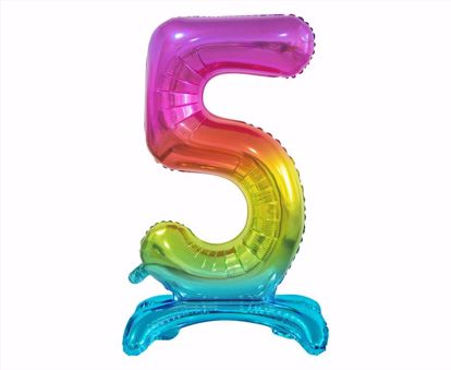 Obrazek BALON FOLIOWY CYFRA STOJĄCA "5" TĘCZOWA GODAN